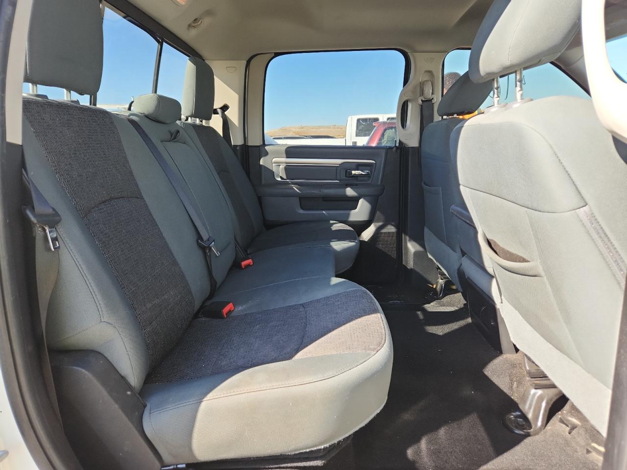 2015 Ram 1500 Slt VIN: 1C6RR6TT4FS623809 Lot: 81282975