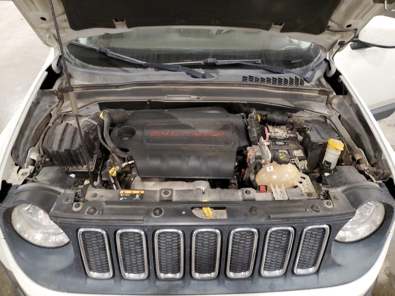 2015 Jeep Renegade Latitude VIN: ZACCJABTXFPC22846 Lot: 84181785