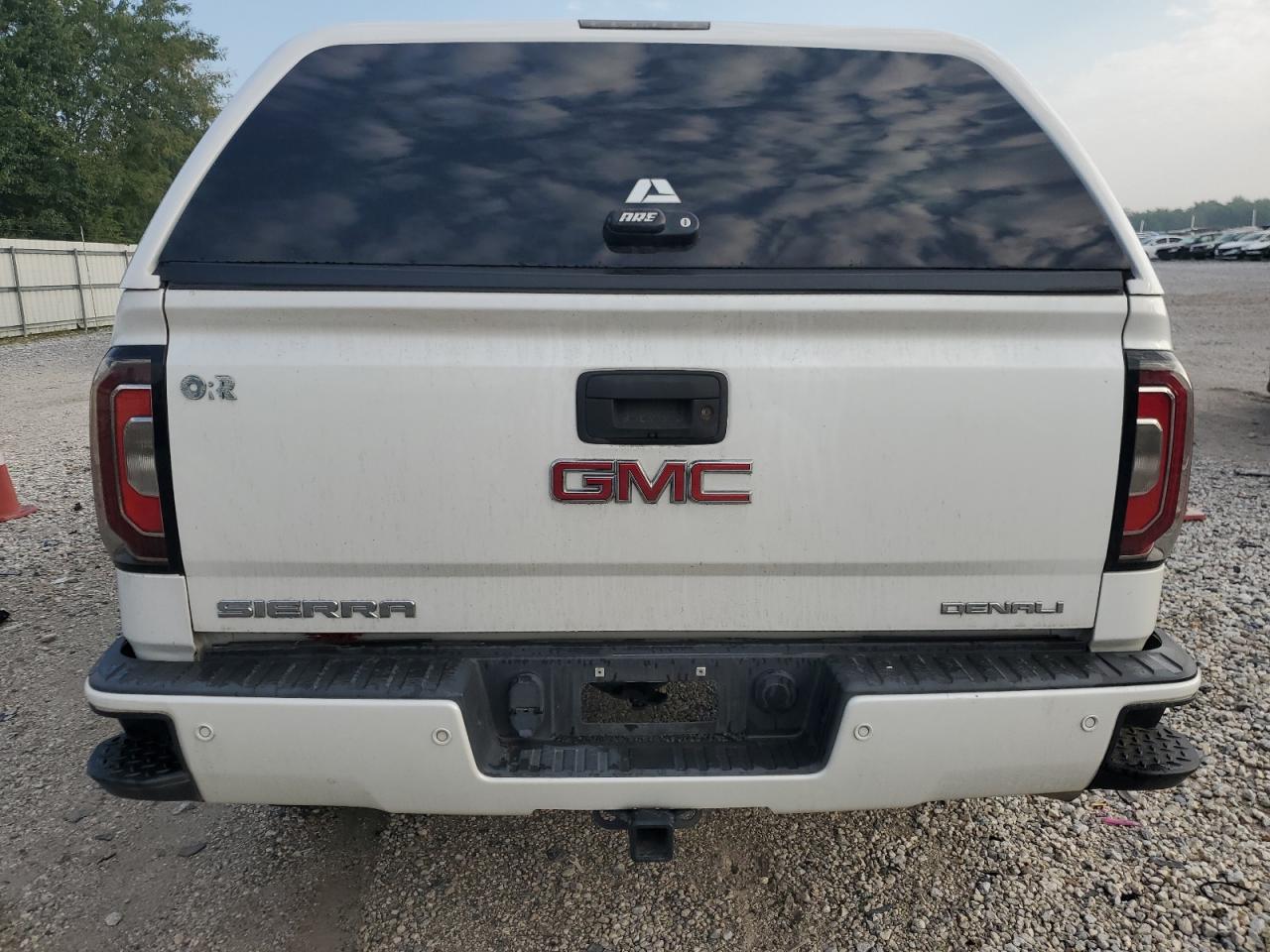 2018 GMC Sierra K1500 Denali VIN: 3GTU2PEJ4JG124274 Lot: 80307325