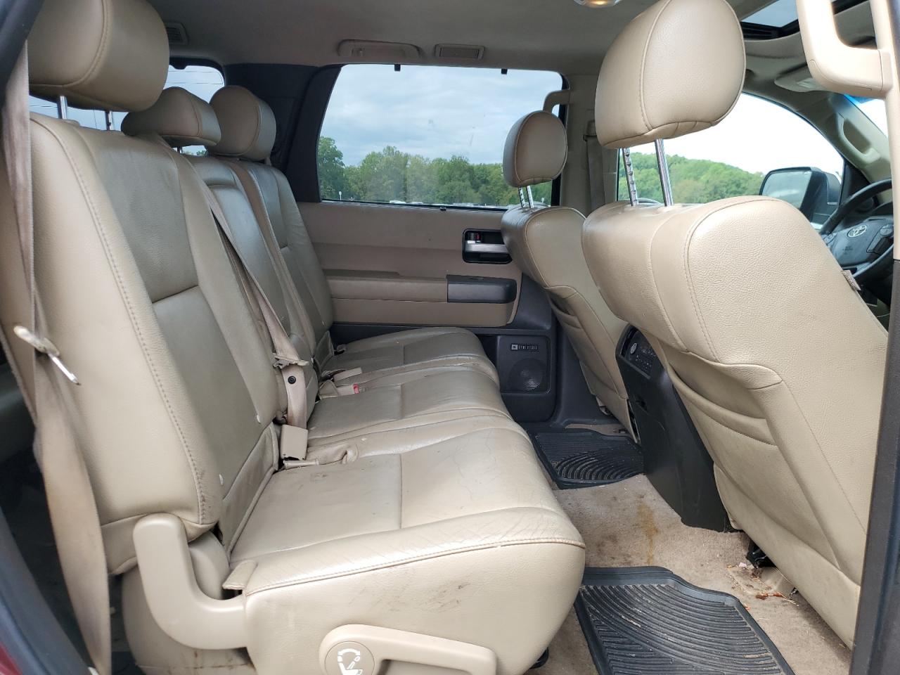 2011 Toyota Sequoia Limited VIN: 5TDKY5G14BS032270 Lot: 84615825
