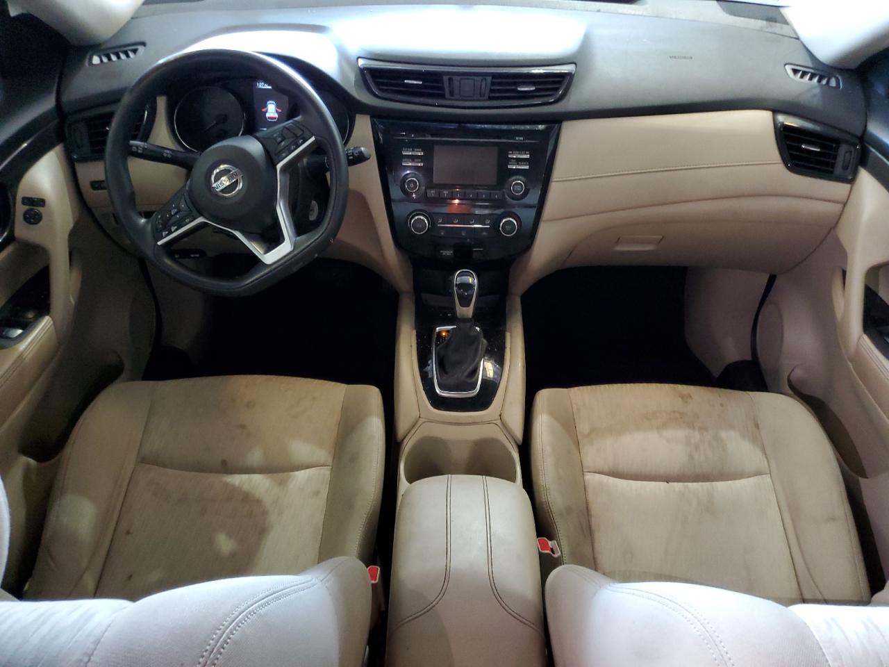 2017 Nissan Rogue S VIN: JN8AT2MT0HW393278 Lot: 81790915