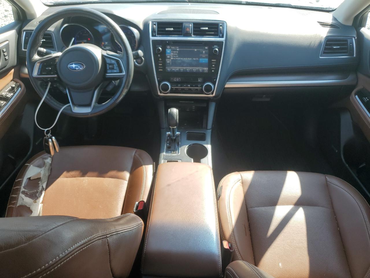 2018 Subaru Outback Touring VIN: 4S4BSATC4J3209266 Lot: 71160165