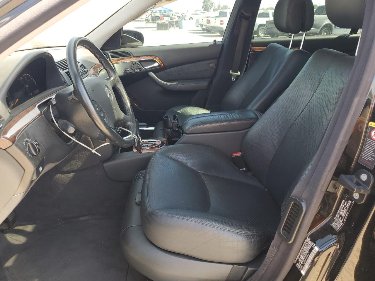 2005 Mercedes-Benz S 500 VIN: WDBNG75J55A455437 Lot: 81960685