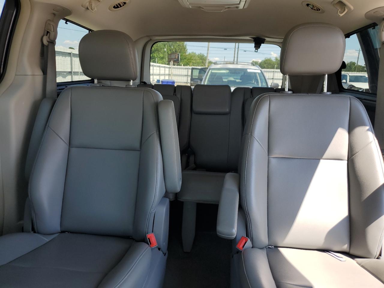 2013 Volkswagen Routan Se VIN: 2C4RVABG4DR725055 Lot: 71536325