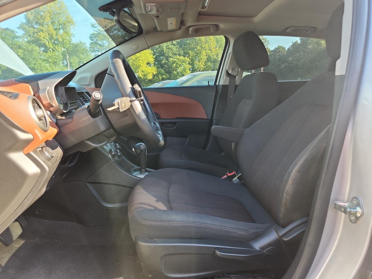 2015 Chevrolet Sonic Lt VIN: 1G1JC6SB0F4151833 Lot: 80561405