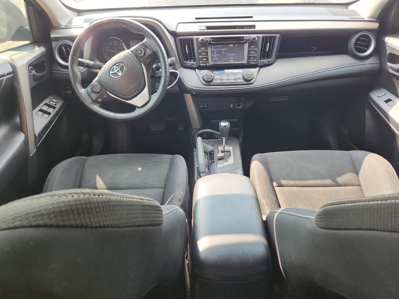 2017 Toyota Rav4 Xle VIN: 2T3WFREV8HW326170 Lot: 81298035