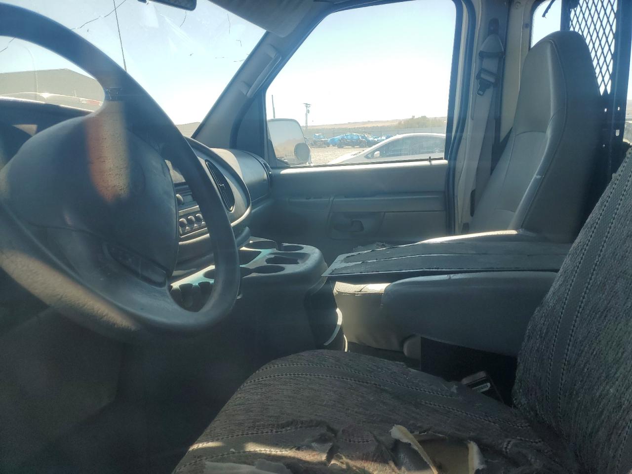 2002 Ford Econoline E250 Van VIN: 1FTNE24L42HA46989 Lot: 86522765