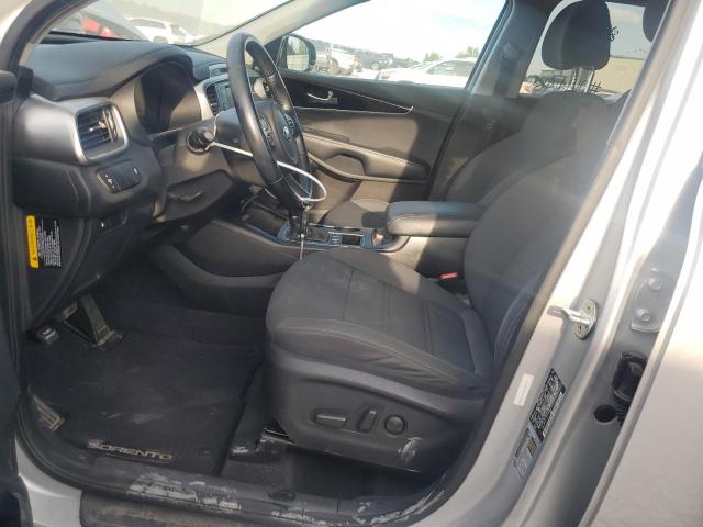 Паркетники KIA SORENTO 2016 Серебристый