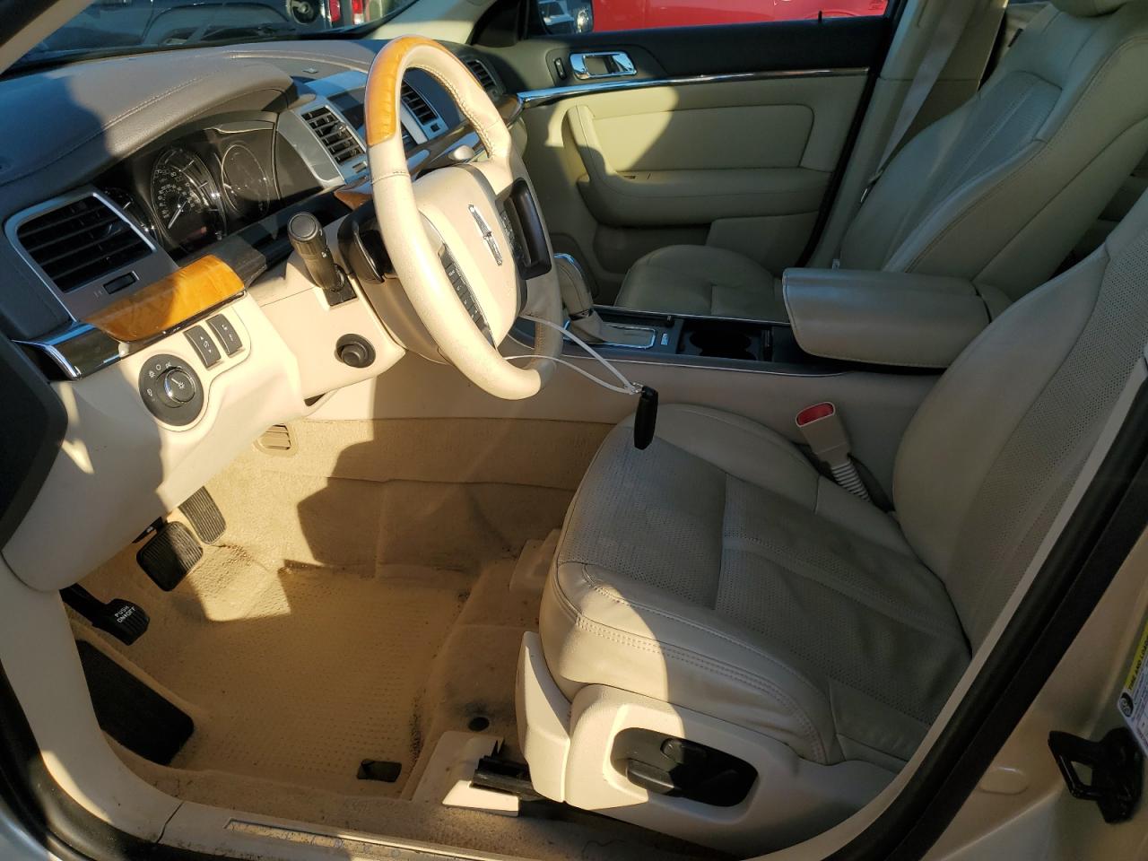 2010 Lincoln Mks VIN: 1LNHL9DR1AG605415 Lot: 81888485