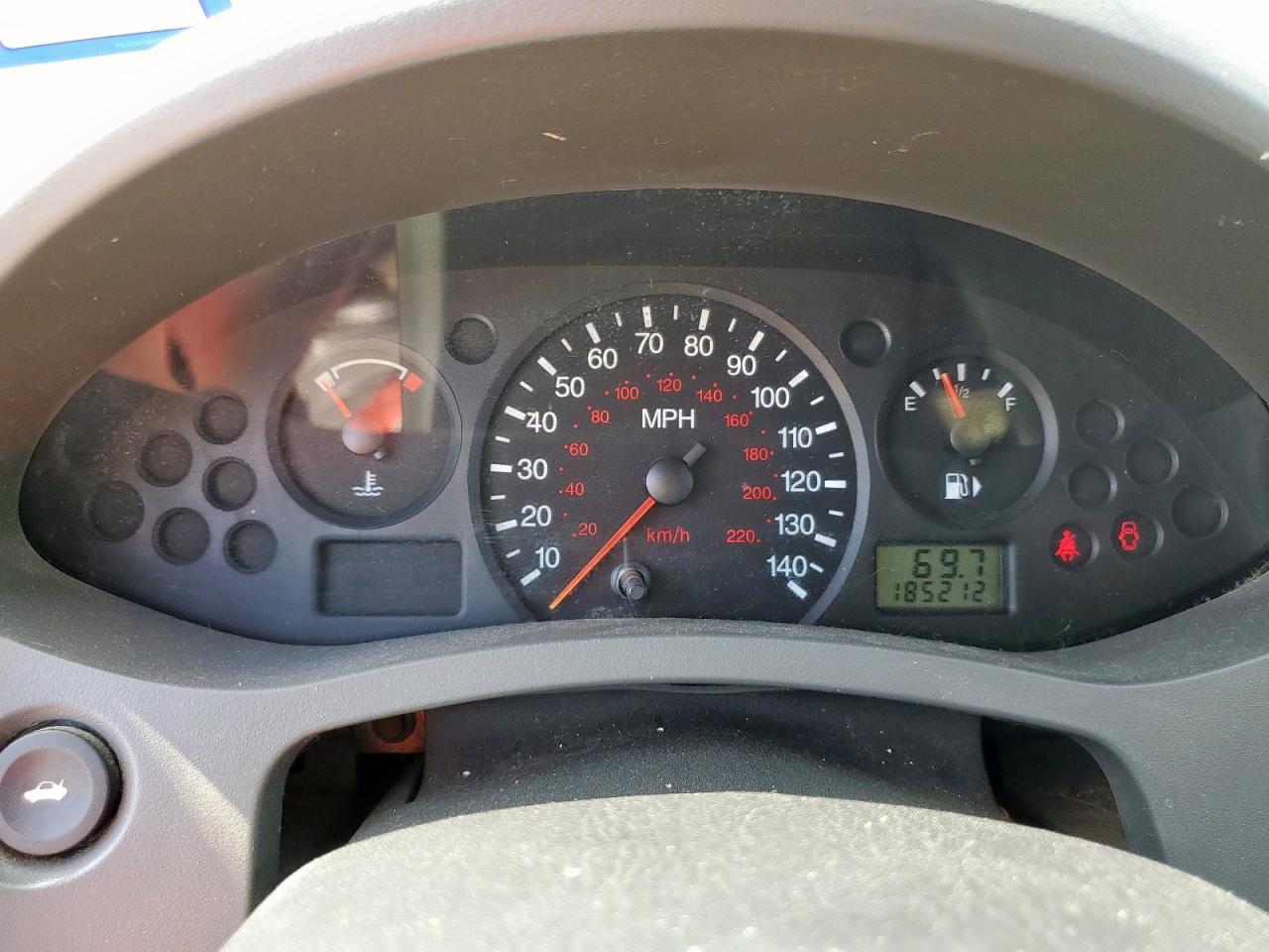 2005 Ford Focus Zx4 VIN: 1FAFP34N95W236797 Lot: 81064635