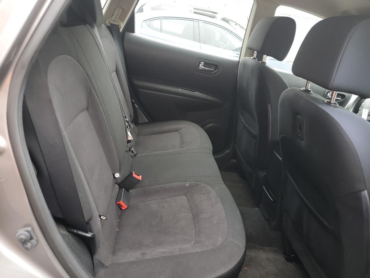 2015 Nissan Rogue Select S VIN: JN8AS5MV1FW251492 Lot: 81791445