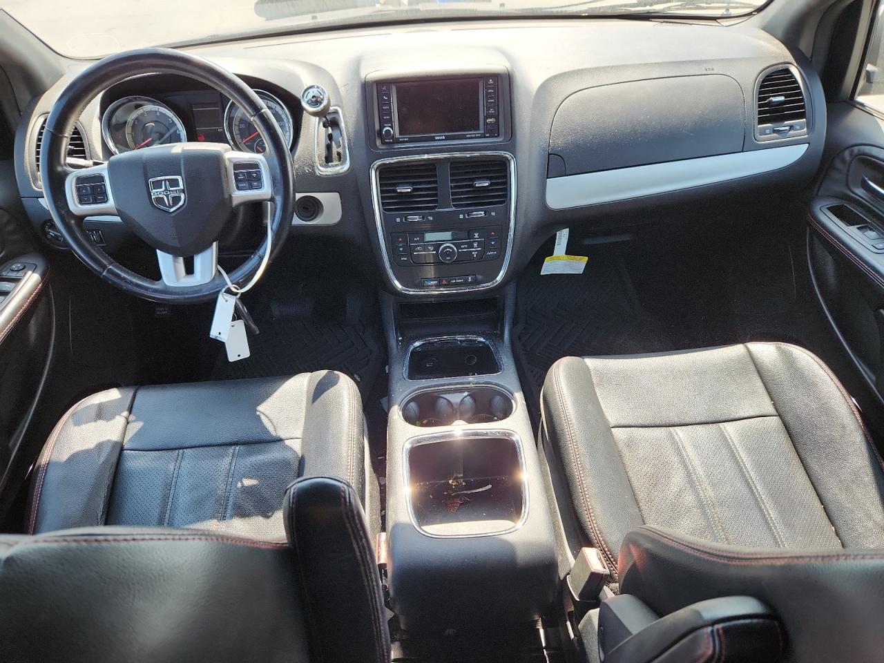 2014 Dodge Grand Caravan R/T VIN: 2C4RDGEG6ER431059 Lot: 81301235