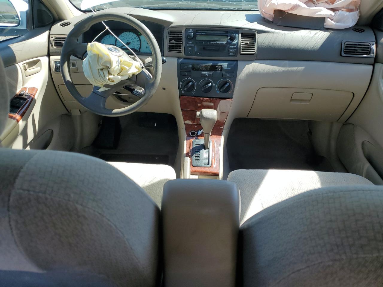 2004 Toyota Corolla Ce VIN: 1NXBR32E44Z272845 Lot: 71566185