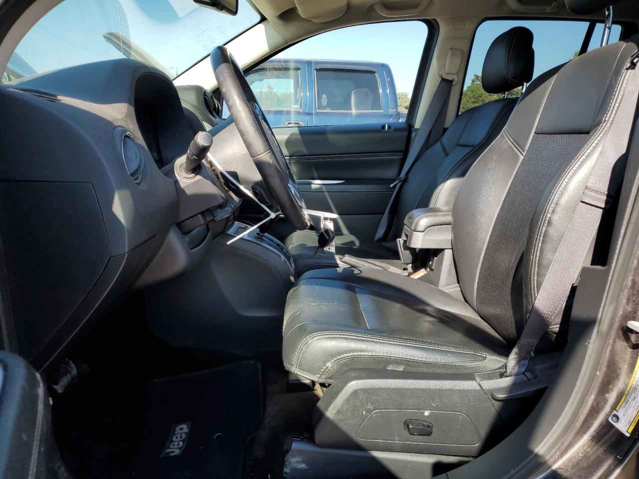 2017 Jeep Compass Latitude VIN: 1C4NJCEB0HD189400 Lot: 81096305