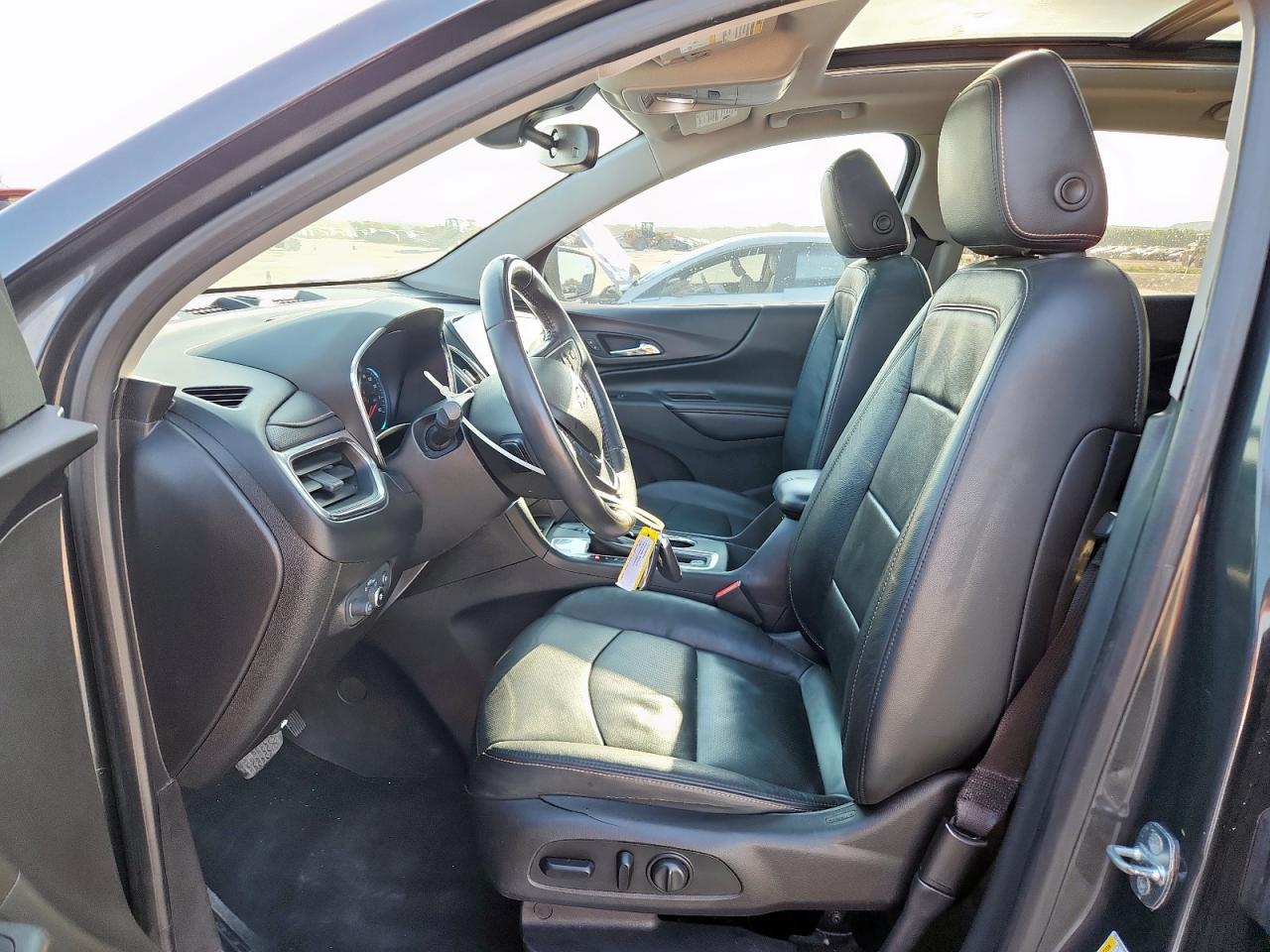 2018 Chevrolet Equinox Premier VIN: 2GNAXMEVXJ6101655 Lot: 81251325