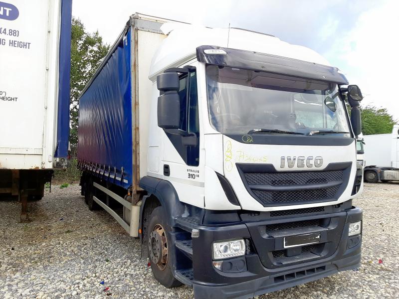 2016 IVECO STRALIS AT260S31Y/PS S-A 