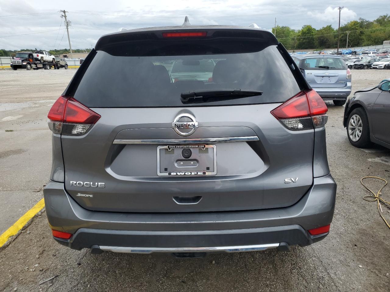 2018 Nissan Rogue S VIN: KNMAT2MTXJP525054 Lot: 82087695