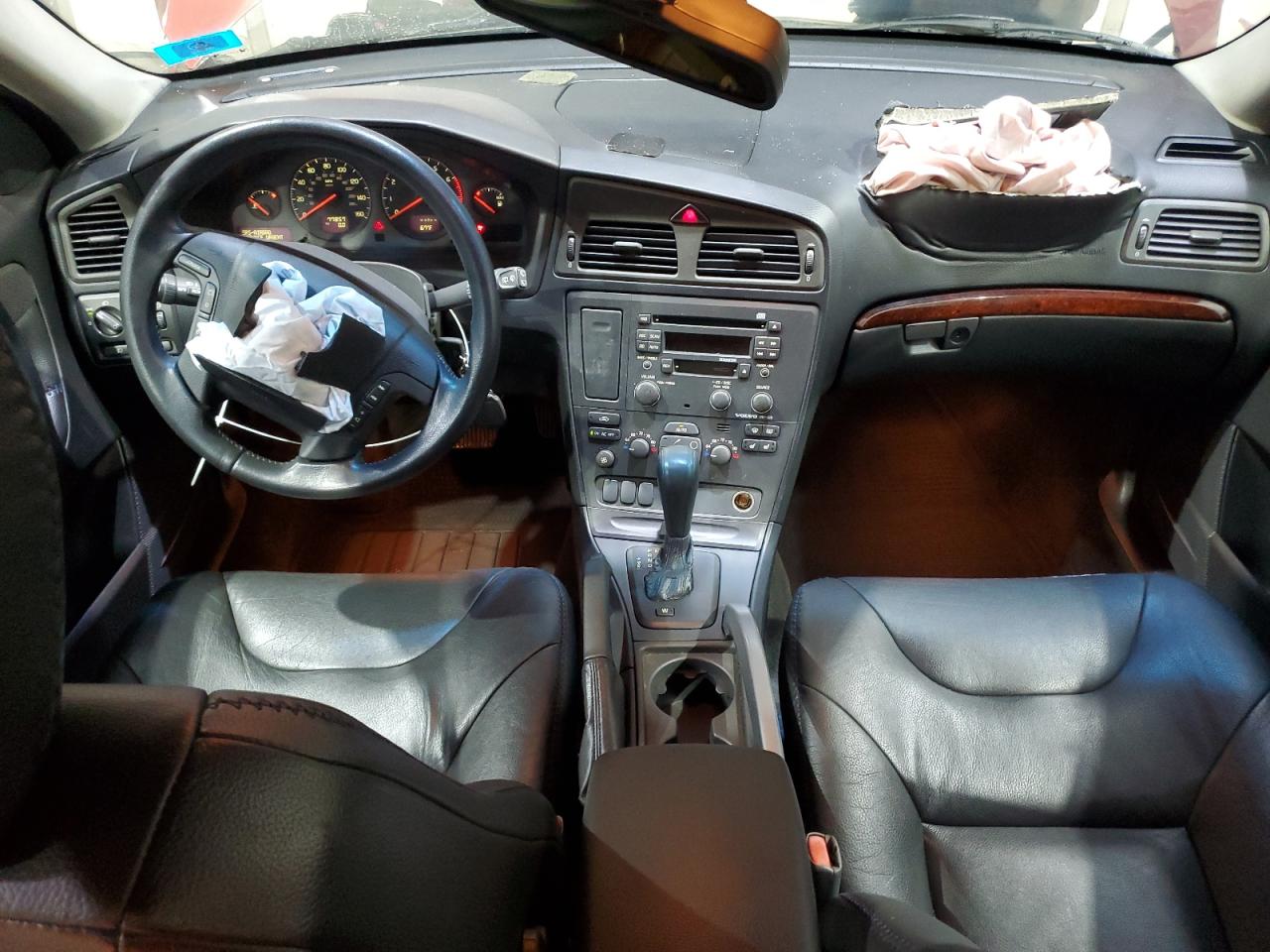 2001 Volvo V70 Xc VIN: YV1SZ58D111015633 Lot: 83797465