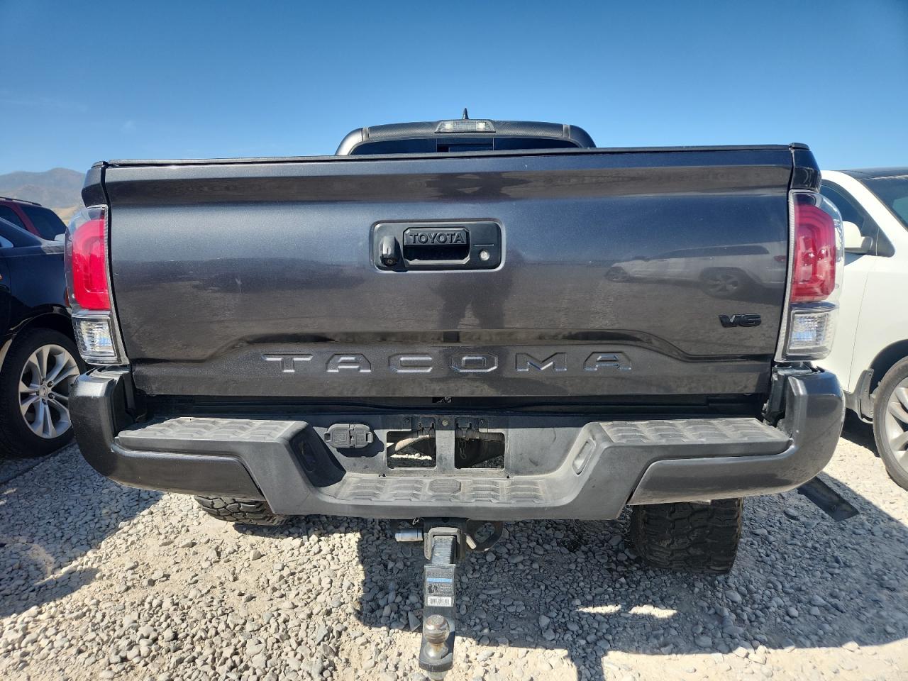 2017 Toyota Tacoma Double Cab VIN: 3TMBZ5DN8HM011967 Lot: 72074905