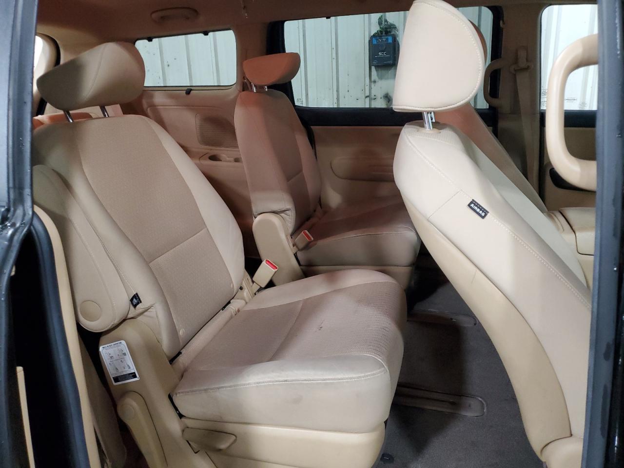 2016 Kia Sedona Lx VIN: KNDMB5C18G6203299 Lot: 81101885