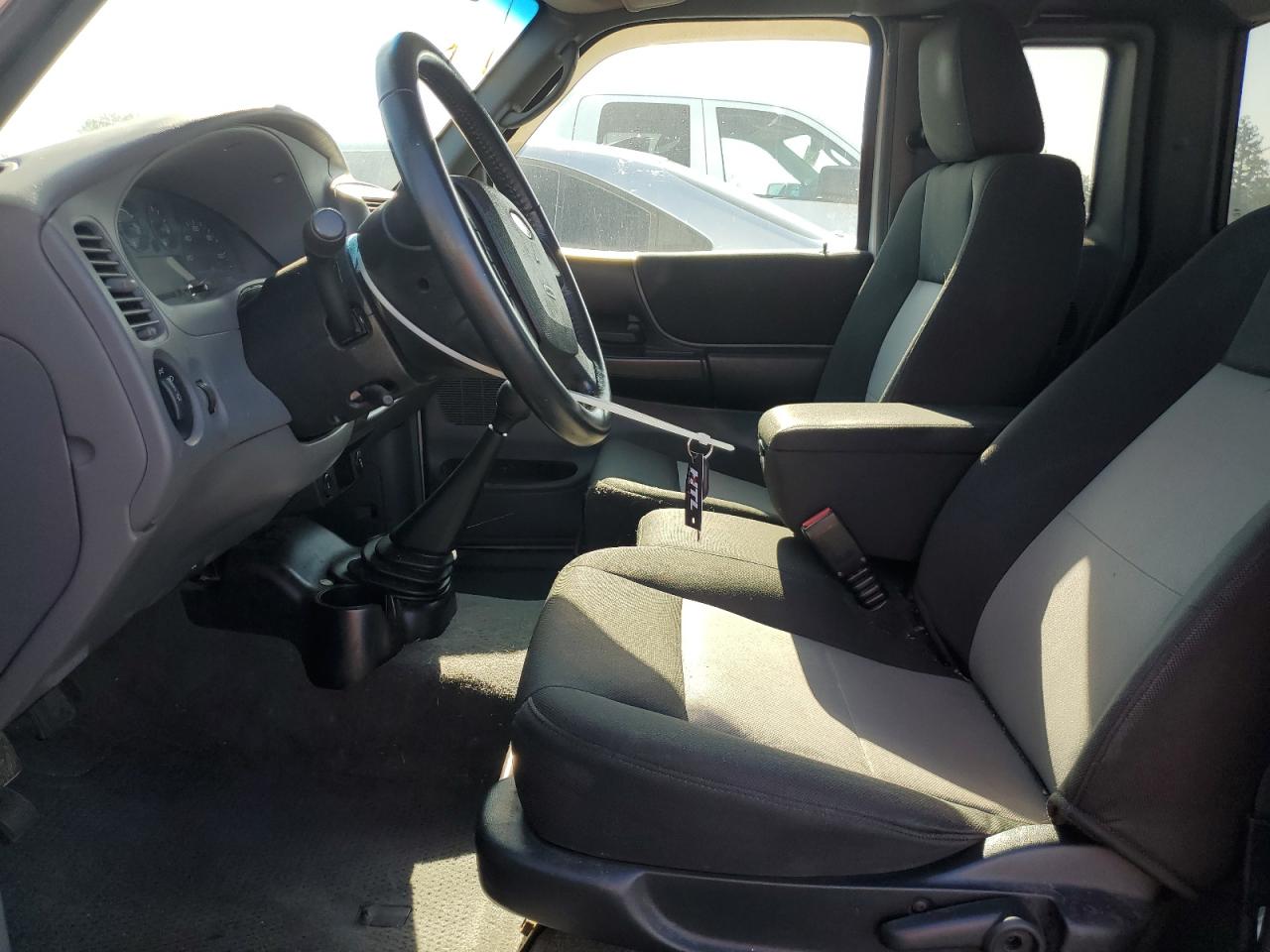 2010 Ford Ranger Super Cab VIN: 1FTLR4FE8APA26657 Lot: 71073975