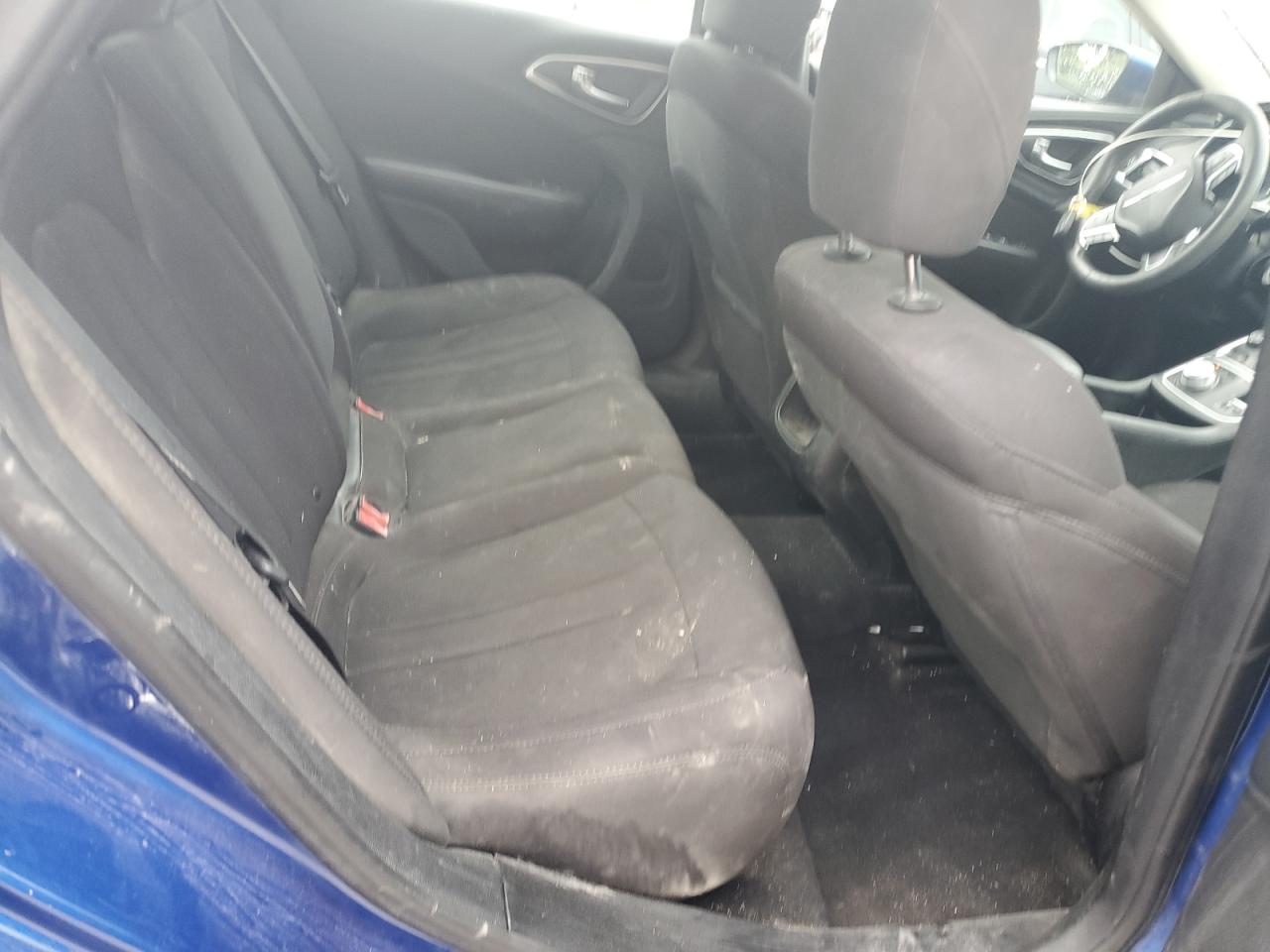 2015 Chrysler 200 Limited VIN: 1C3CCCABXFN621767 Lot: 83792385