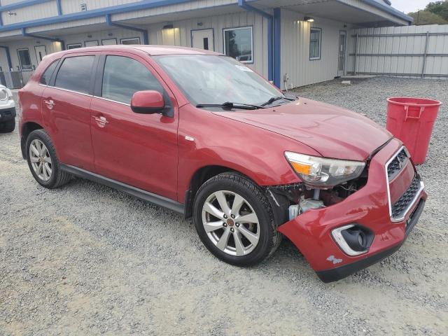  MITSUBISHI OUTLANDER 2015 Czerwony