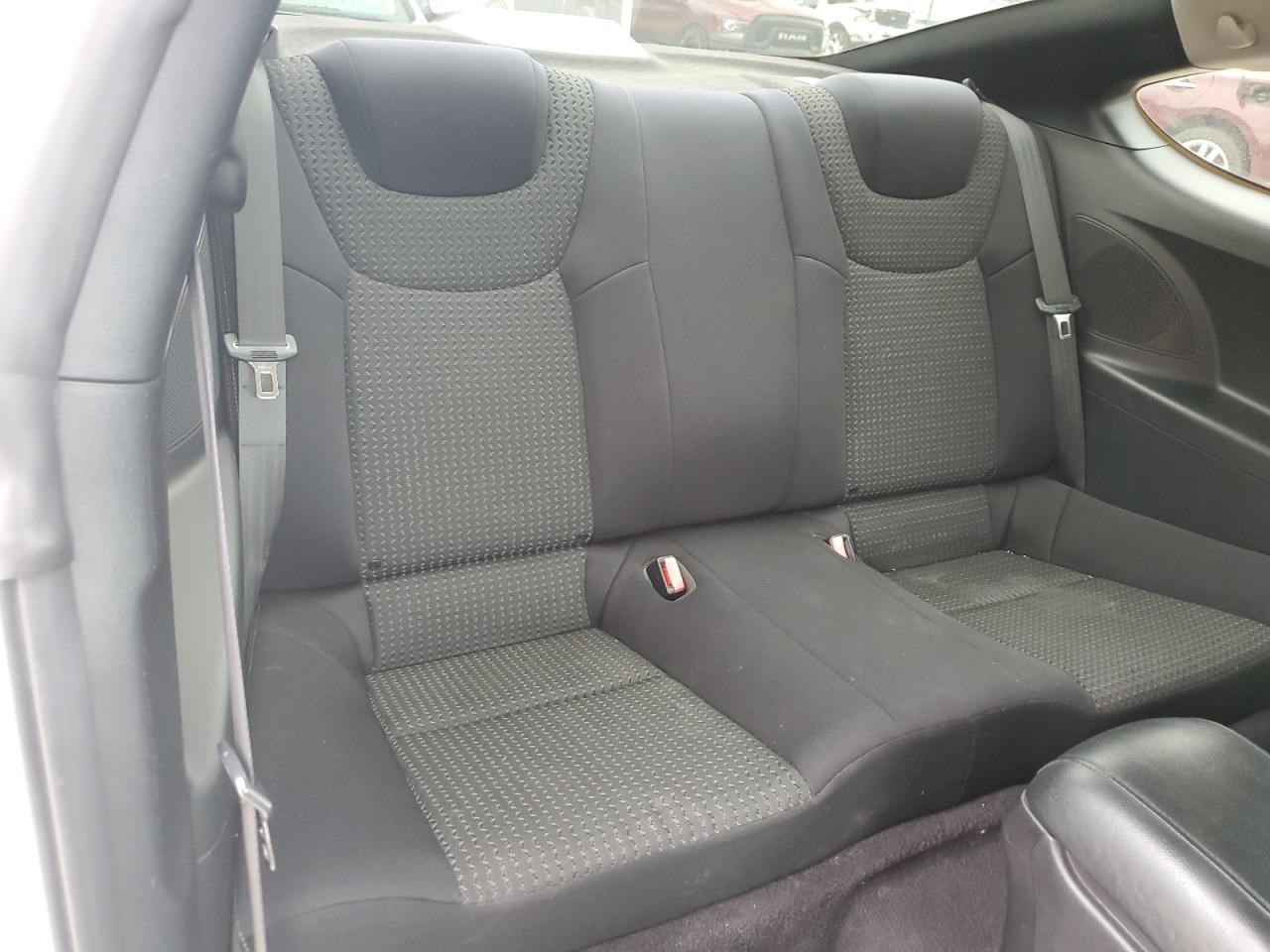 2011 Hyundai Genesis Coupe 2.0T VIN: KMHHT6KD9BU044521 Lot: 84831755