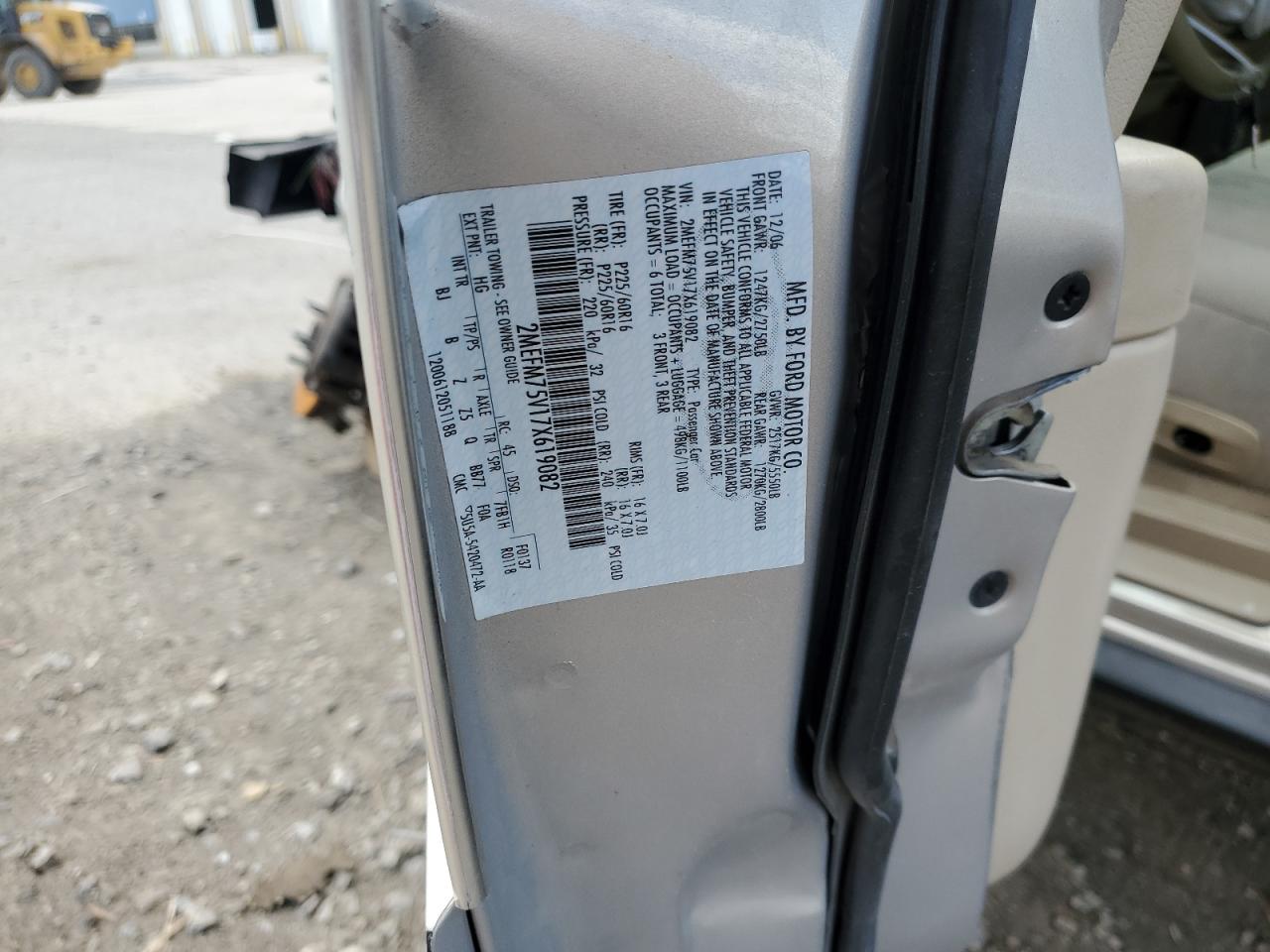 2007 Mercury Grand Marquis Ls VIN: 2MEFM75V17X619082 Lot: 71258975