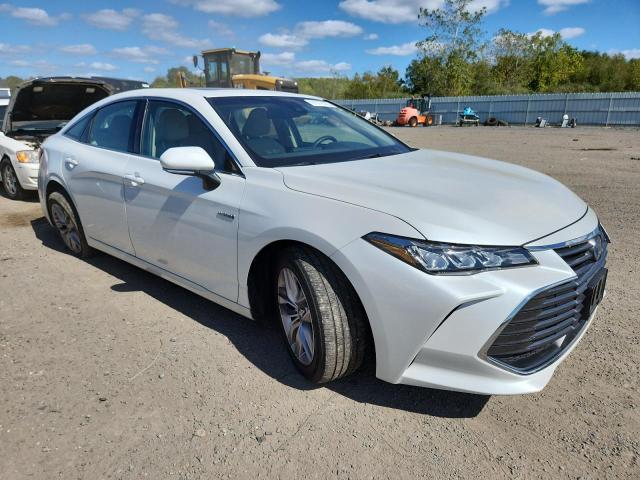 TOYOTA AVALON 2021 White