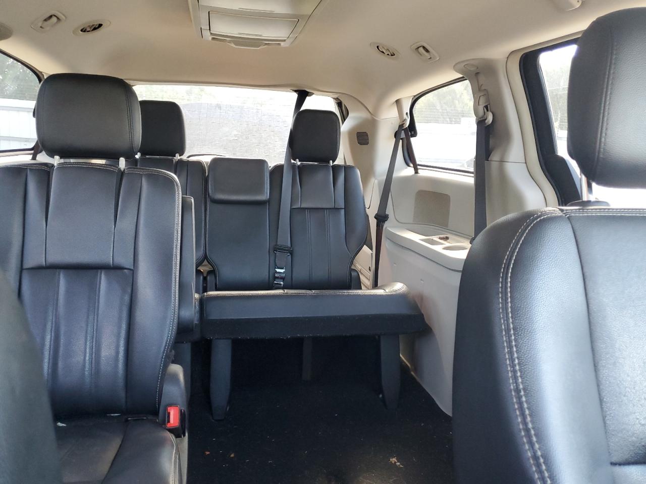 2016 Chrysler Town & Country Touring VIN: 2C4RC1BGXGR214119 Lot: 69645165