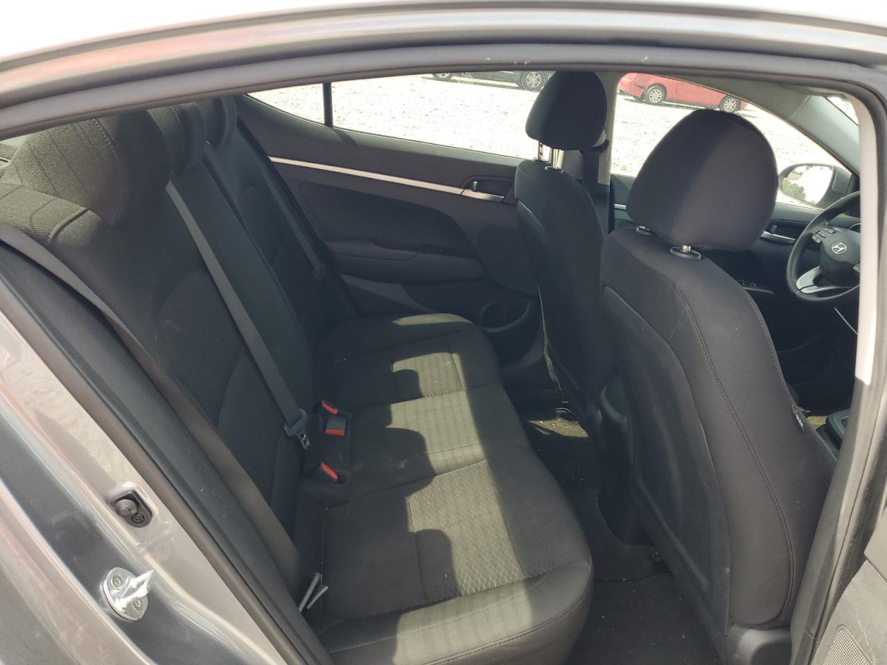 2019 Hyundai Elantra Se VIN: 5NPD74LF6KH407086 Lot: 83792375