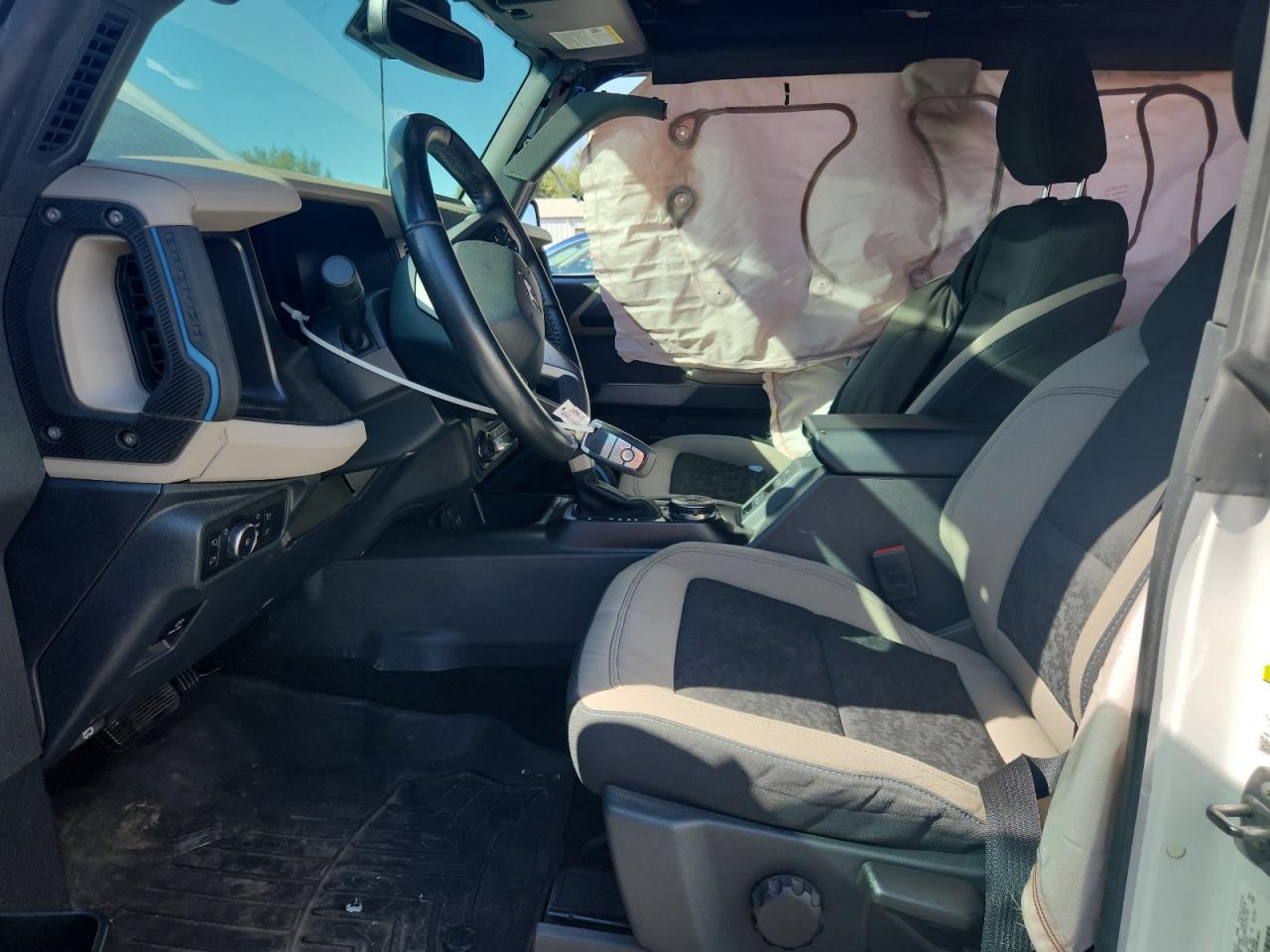 2022 Ford Bronco Base VIN: 1FMEE5DP5NLB03797 Lot: 81848955