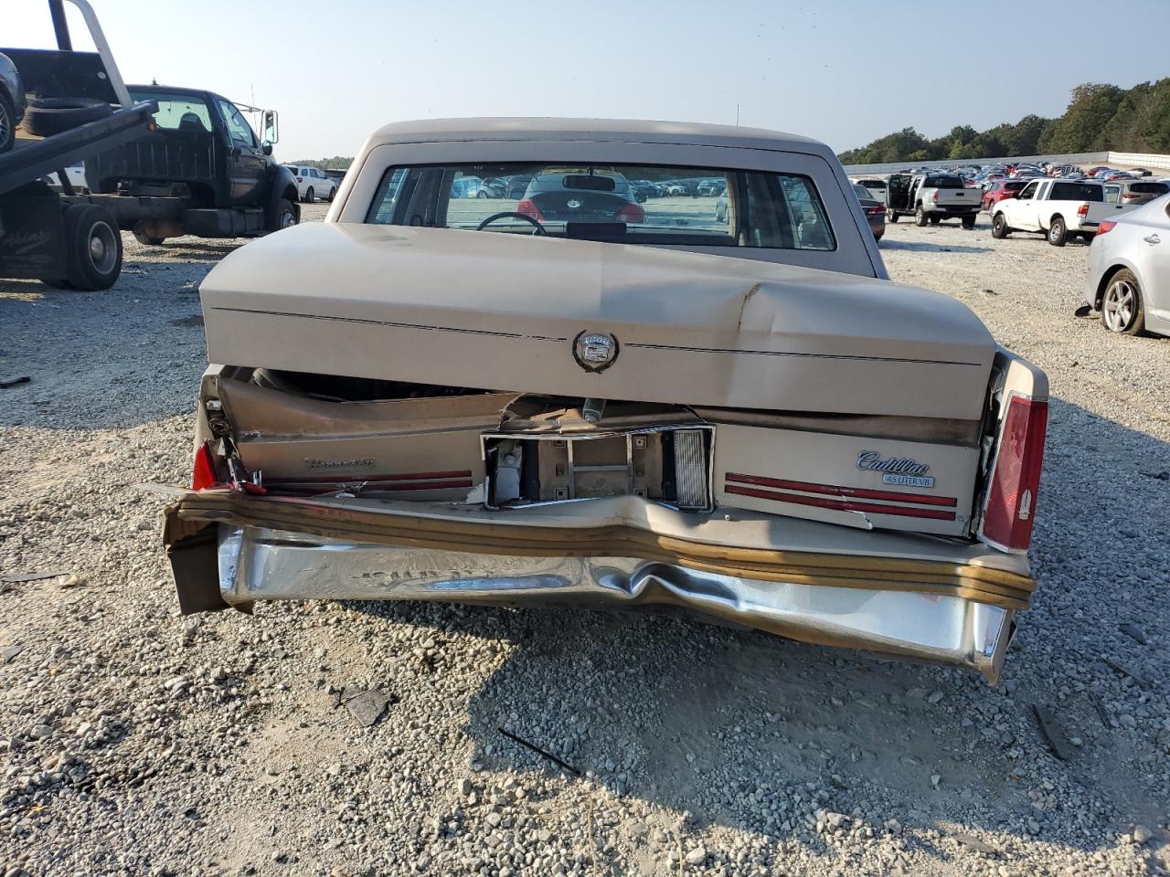 1988 Cadillac Deville VIN: 1G6CD5158J4337280 Lot: 81065025