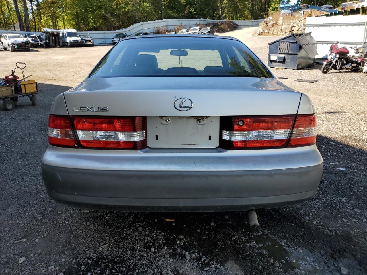 2001 Lexus Es300 VIN: JT8BF28G910336654 Lot: 72090415