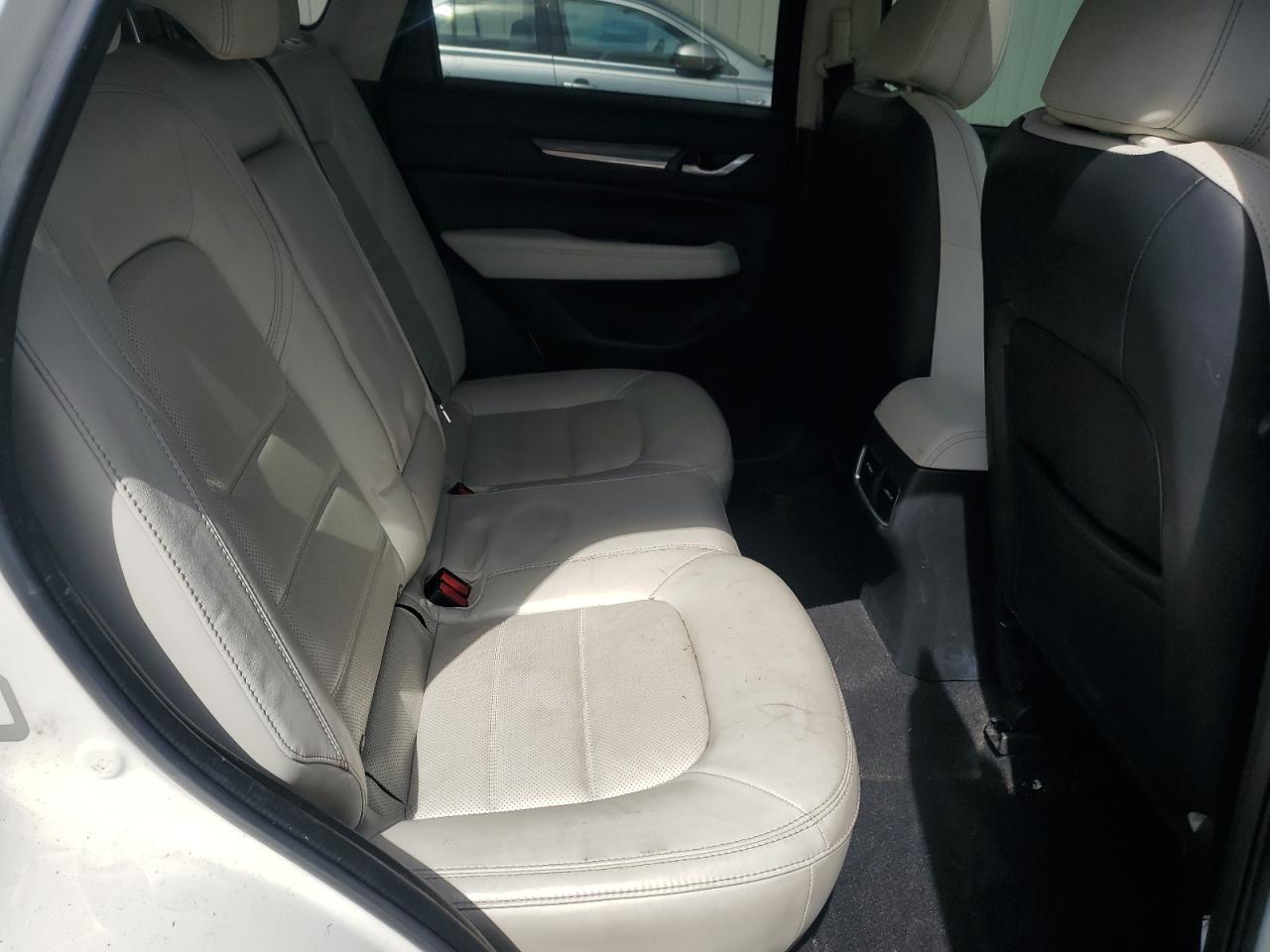 2018 Mazda Cx-5 Grand Touring VIN: JM3KFADM6J1434162 Lot: 70655625