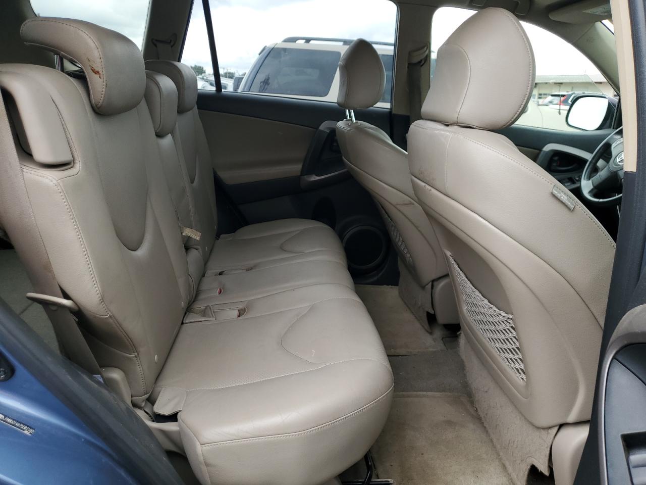 2007 Toyota Rav4 Limited VIN: JTMBD31V675087182 Lot: 81533225