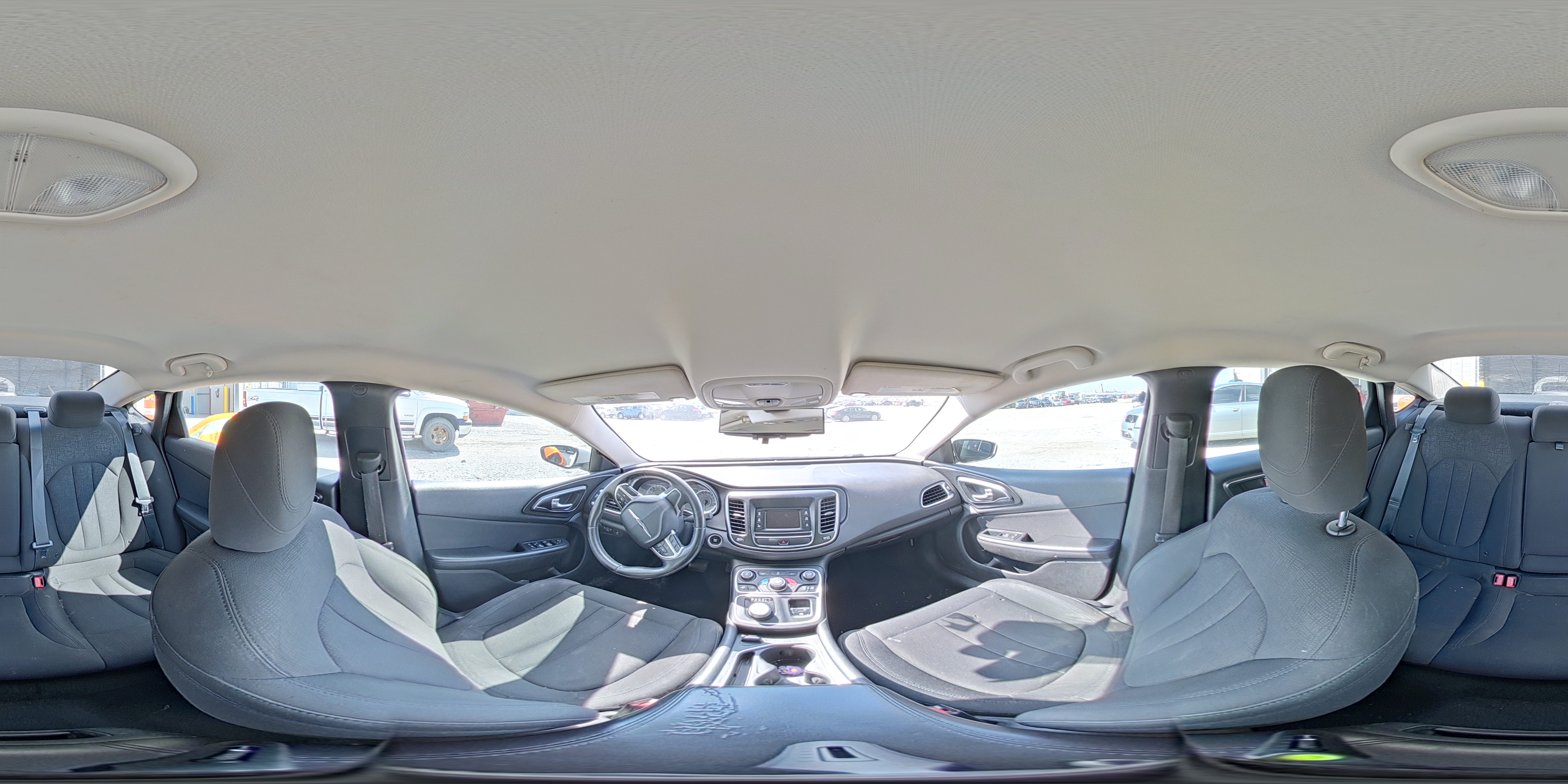 2015 Chrysler 200 Limited VIN: 1C3CCCAB0FN744686 Lot: 71108745
