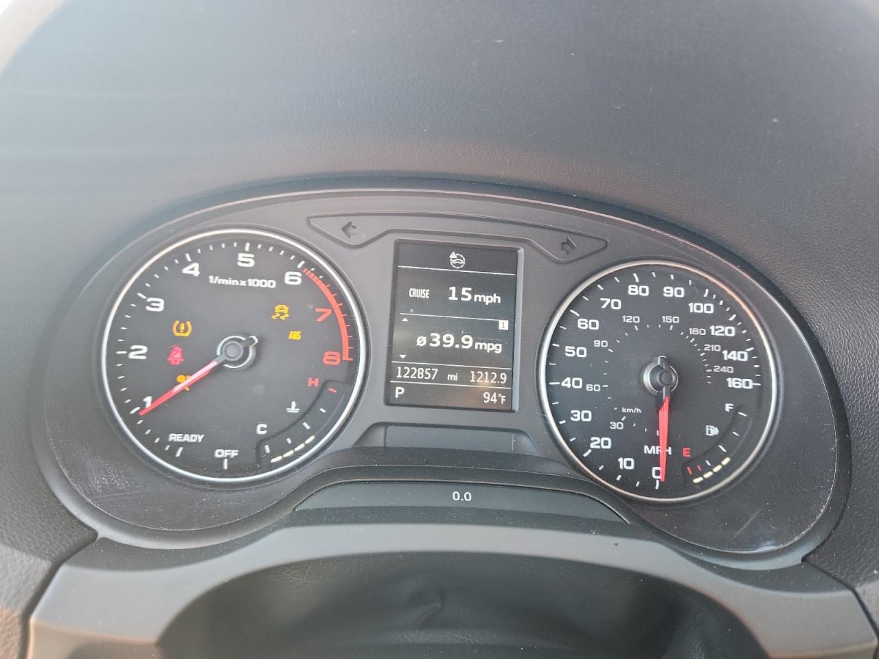 2017 Audi A3 Premium VIN: WAUAUGFFXH1048881 Lot: 81684035