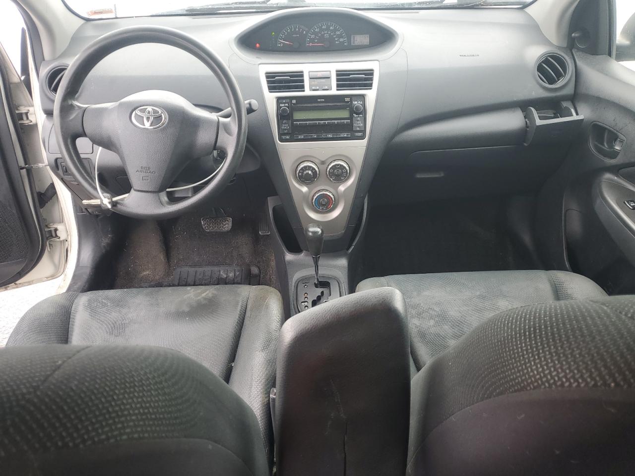 2009 Toyota Yaris VIN: JTDBT903591344557 Lot: 81407935