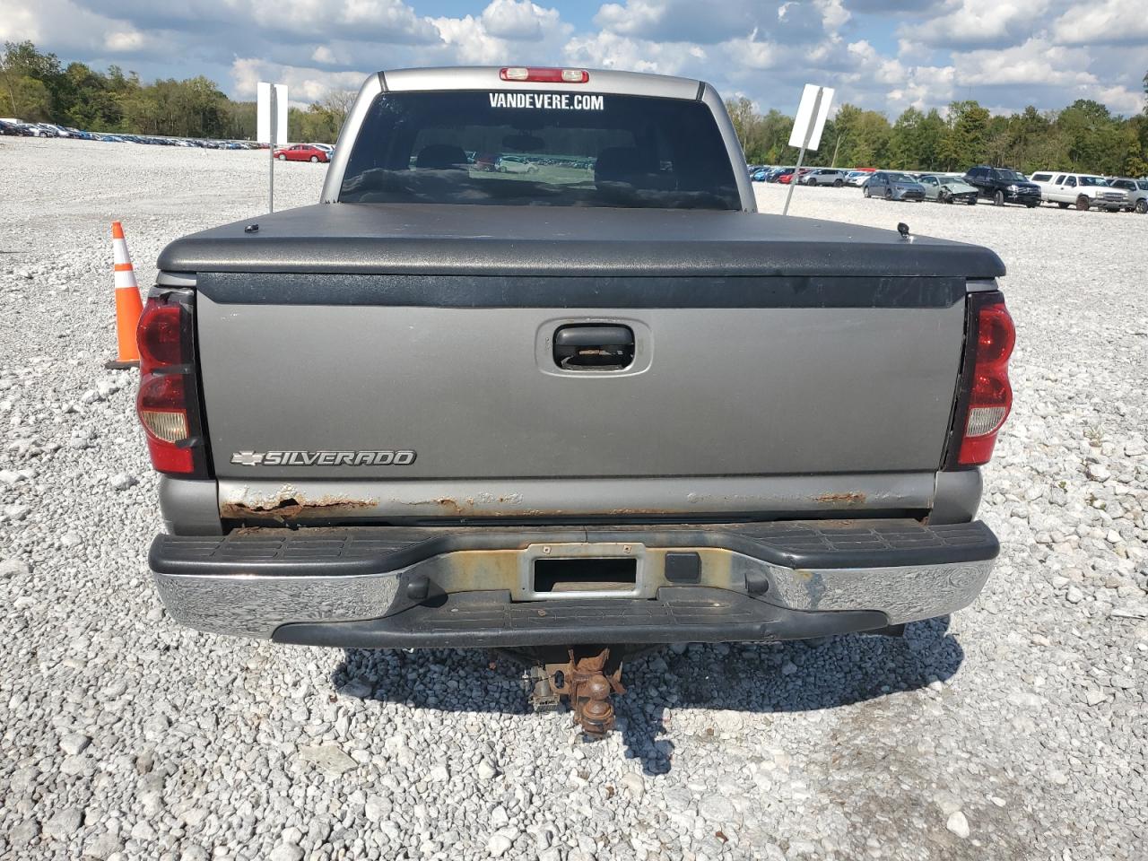 2006 Chevrolet Silverado C1500 VIN: 2GCEC13VX61232418 Lot: 81863855