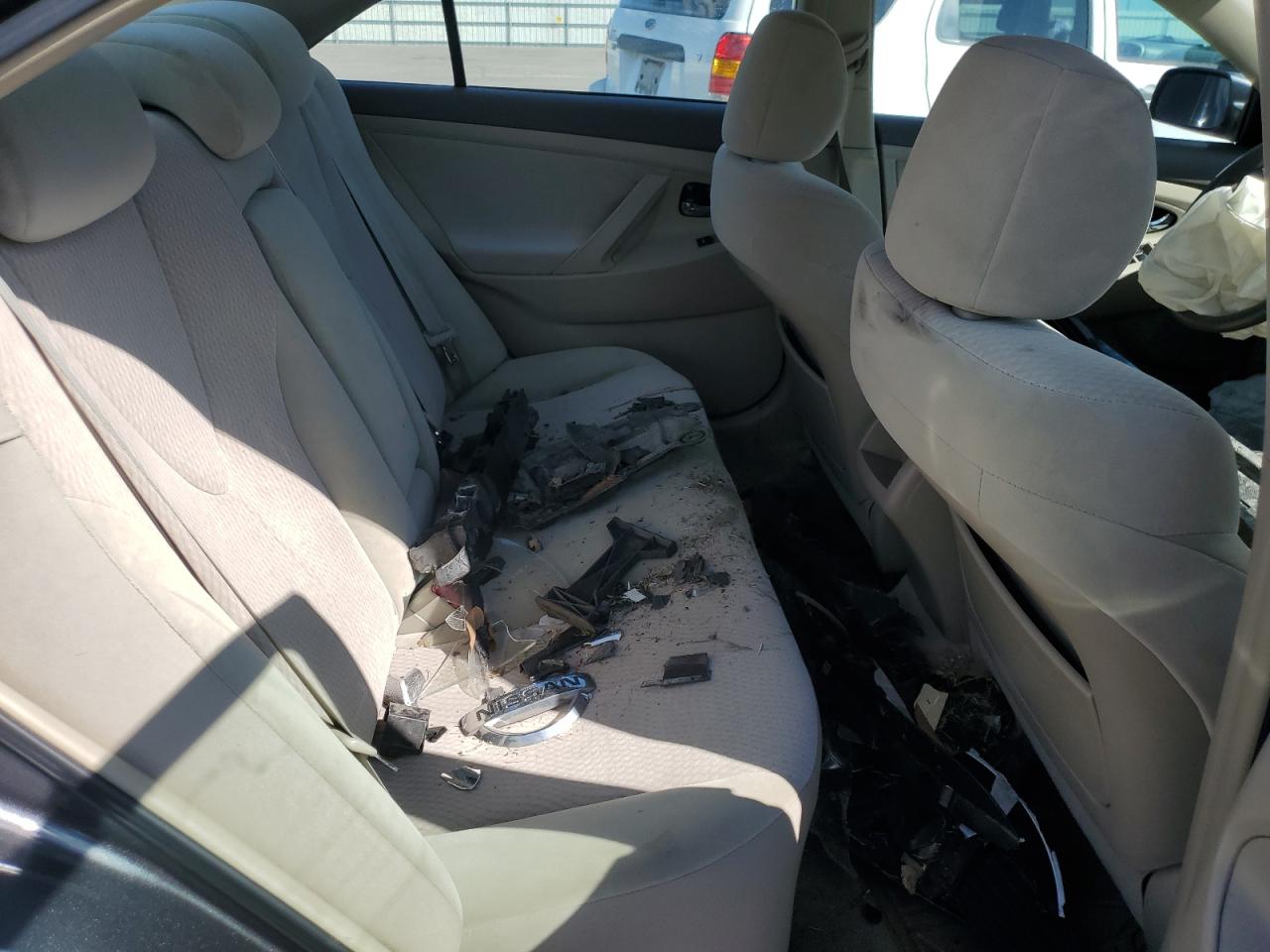 2010 Toyota Camry Base VIN: 4T1BF3EK6AU024487 Lot: 71090575