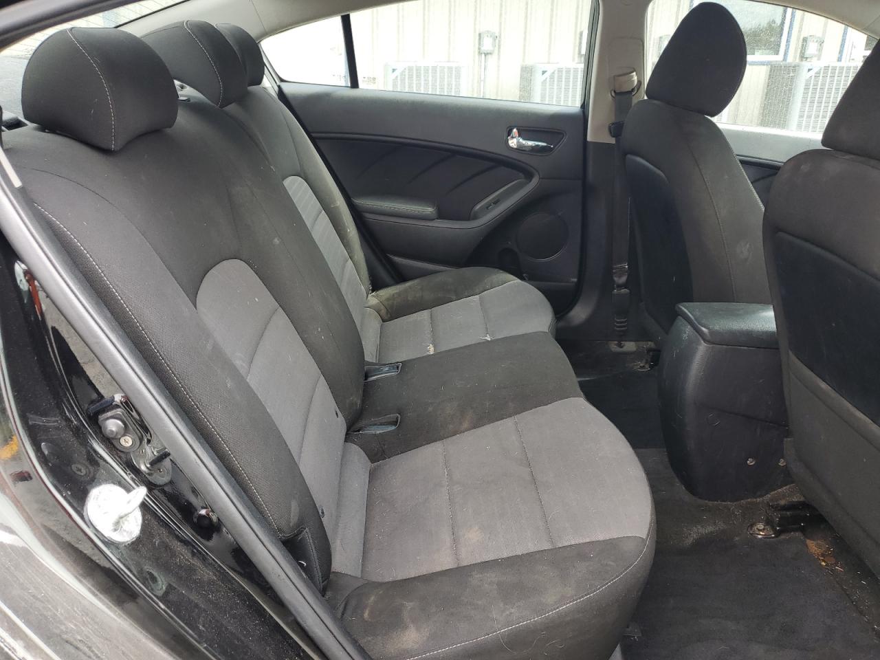 2017 Kia Forte Lx VIN: 3KPFL4A75HE111750 Lot: 81839055