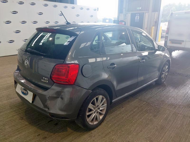 2015 VOLKSWAGEN POLO SE TSI 