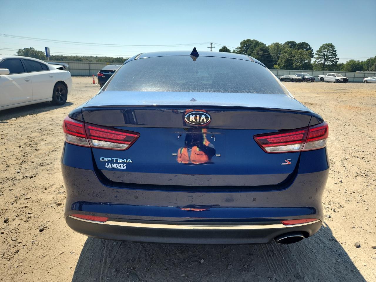 2018 Kia Optima Lx VIN: 5XXGT4L38JG208257 Lot: 81126185