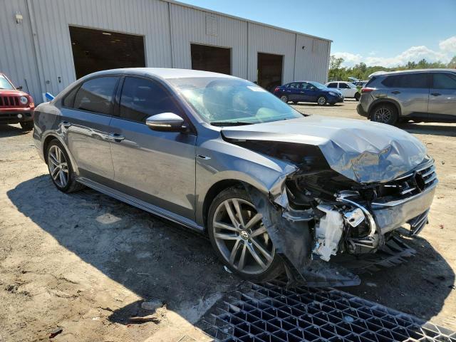  VOLKSWAGEN PASSAT 2018 Gray
