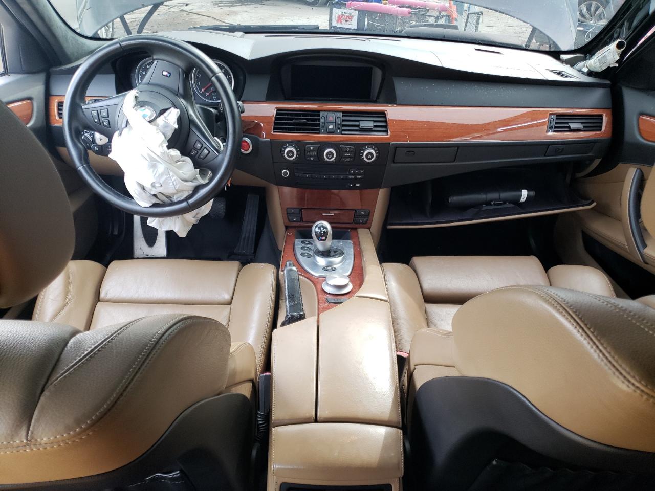 2008 BMW M5 VIN: WBSNB93548CX09643 Lot: 83785065