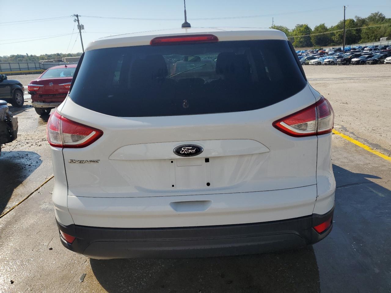2013 Ford Escape S VIN: 1FMCU0F72DUA77596 Lot: 82173115