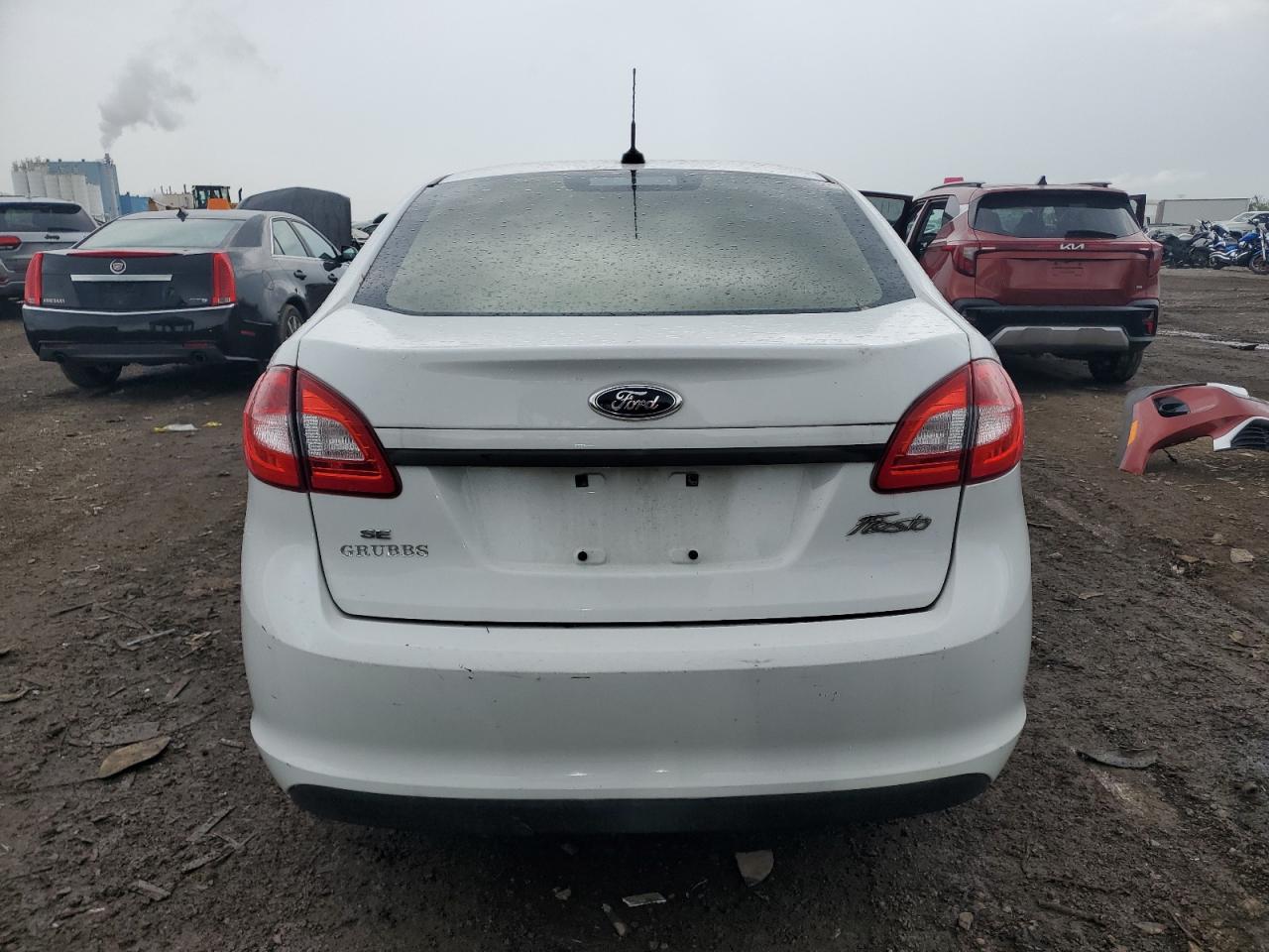 2013 Ford Fiesta Se VIN: 3FADP4BJ8DM165121 Lot: 71453495