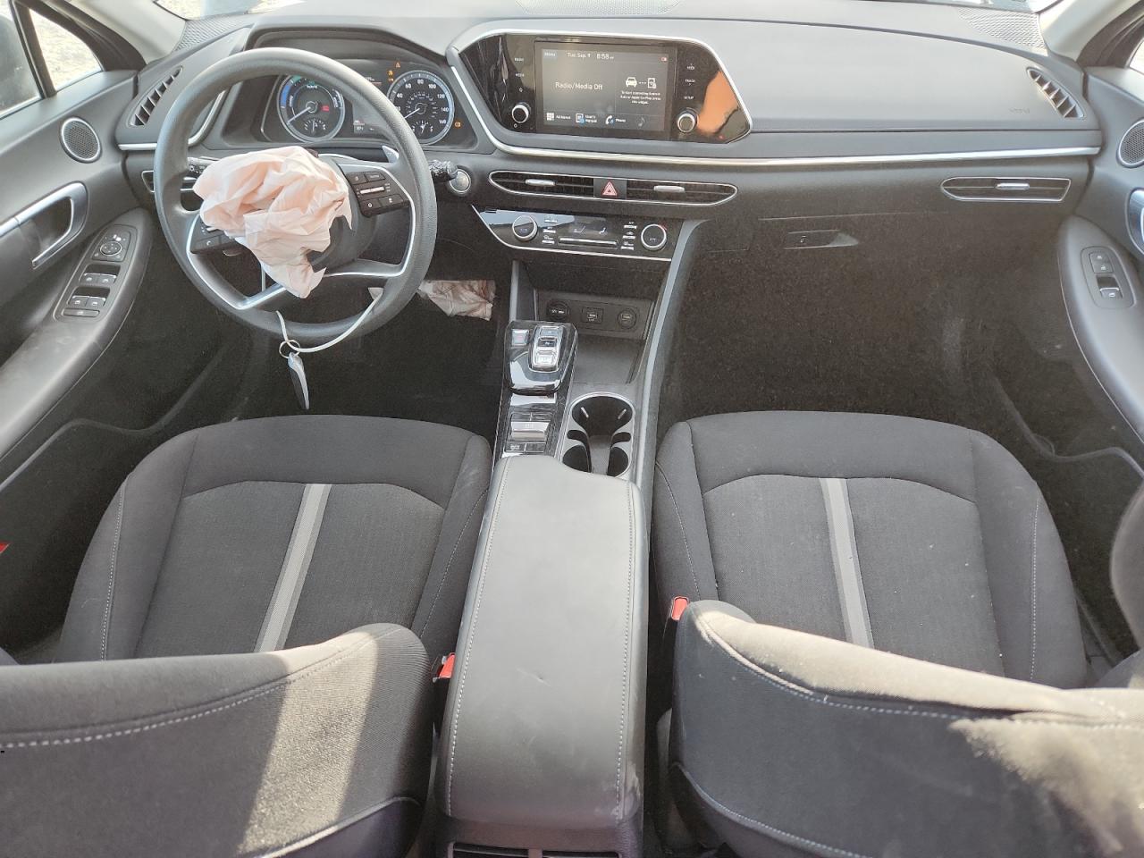 2022 Hyundai Sonata Hybrid VIN: KMHL24JJ4NA038589 Lot: 71921895